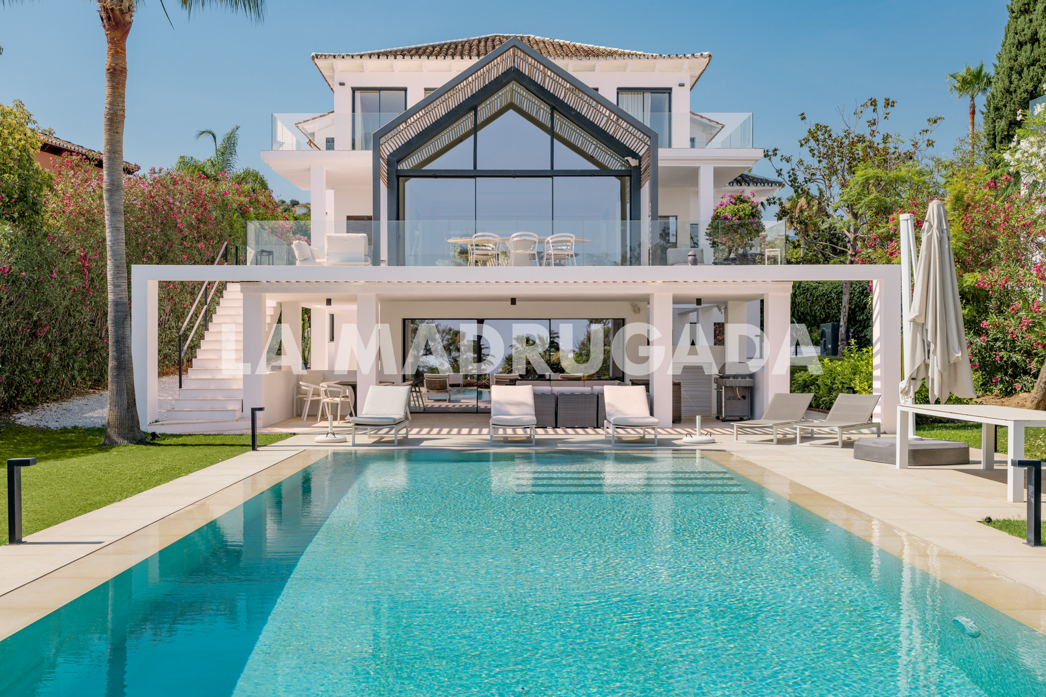 Stylish Modern Luxury House, Front Line Los Naranjos Golf, Nueva Andalucía